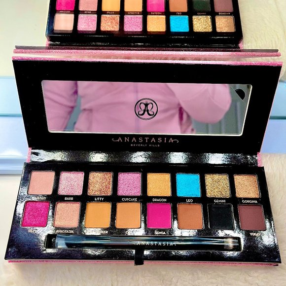 ABH Eyeshadow Palette - Picture 1 of 2